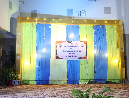 Seminar award stage
